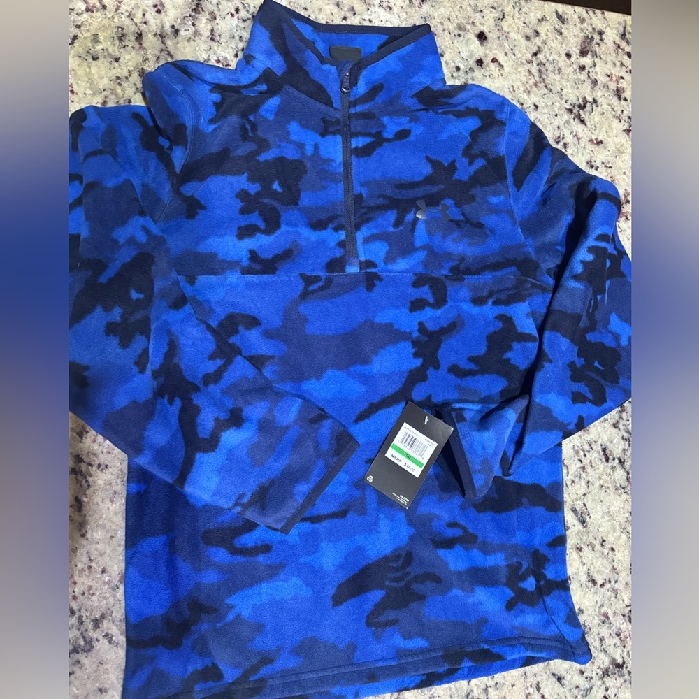 Under Armour youth large fleece pullover nwt